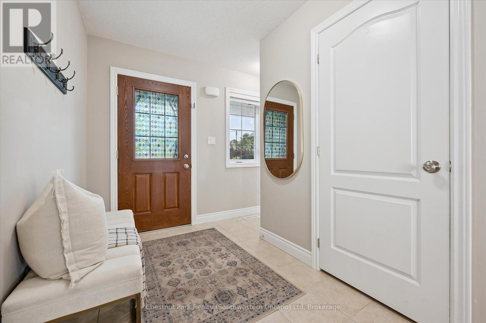 14 Halliday Drive, East Zorra-Tavistock, Ontario  N0B 2R0 - Photo 5 - X12386901