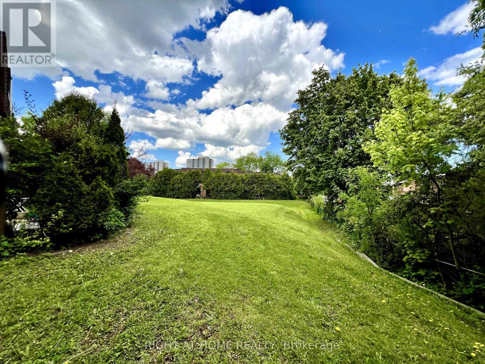 43 - 286 Sprucewood Court, Toronto (L'amoreaux), Ontario  M1W 1P9 - Photo 12 - E12386902