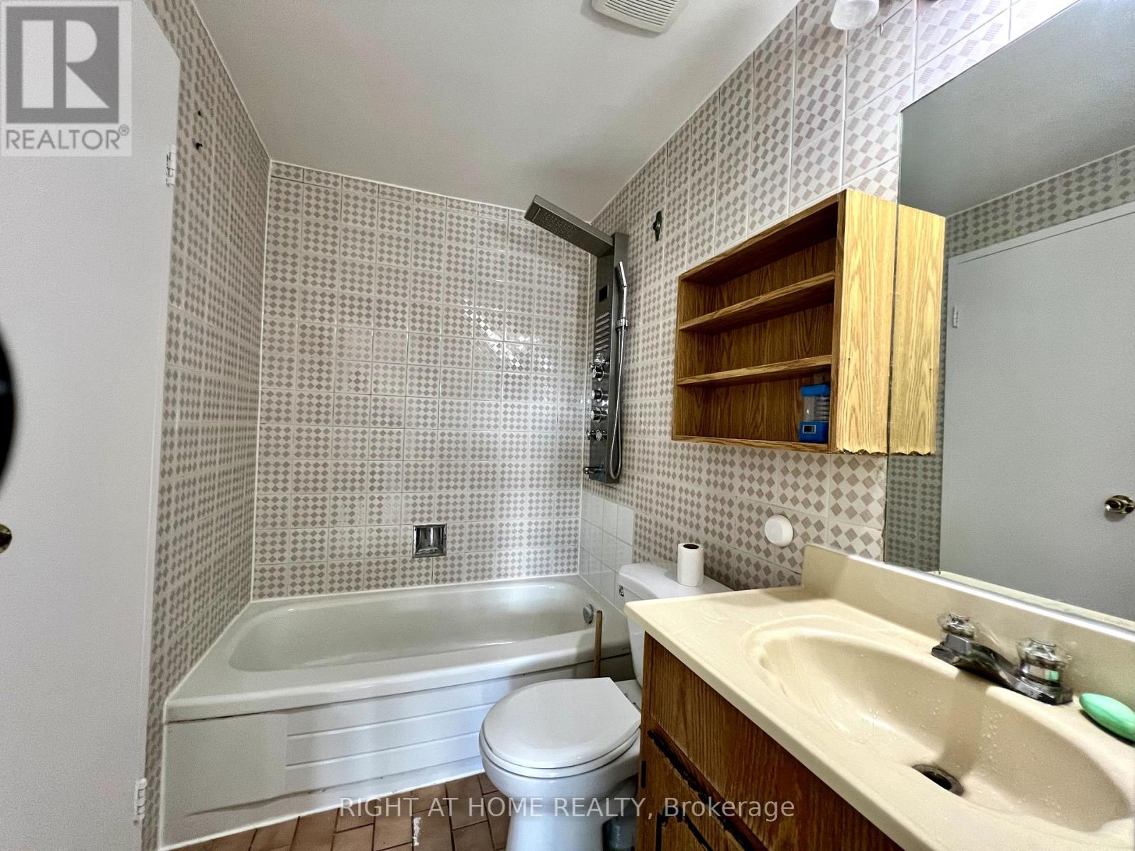 43 - 286 Sprucewood Court, Toronto (L'amoreaux), Ontario  M1W 1P9 - Photo 16 - E12386902