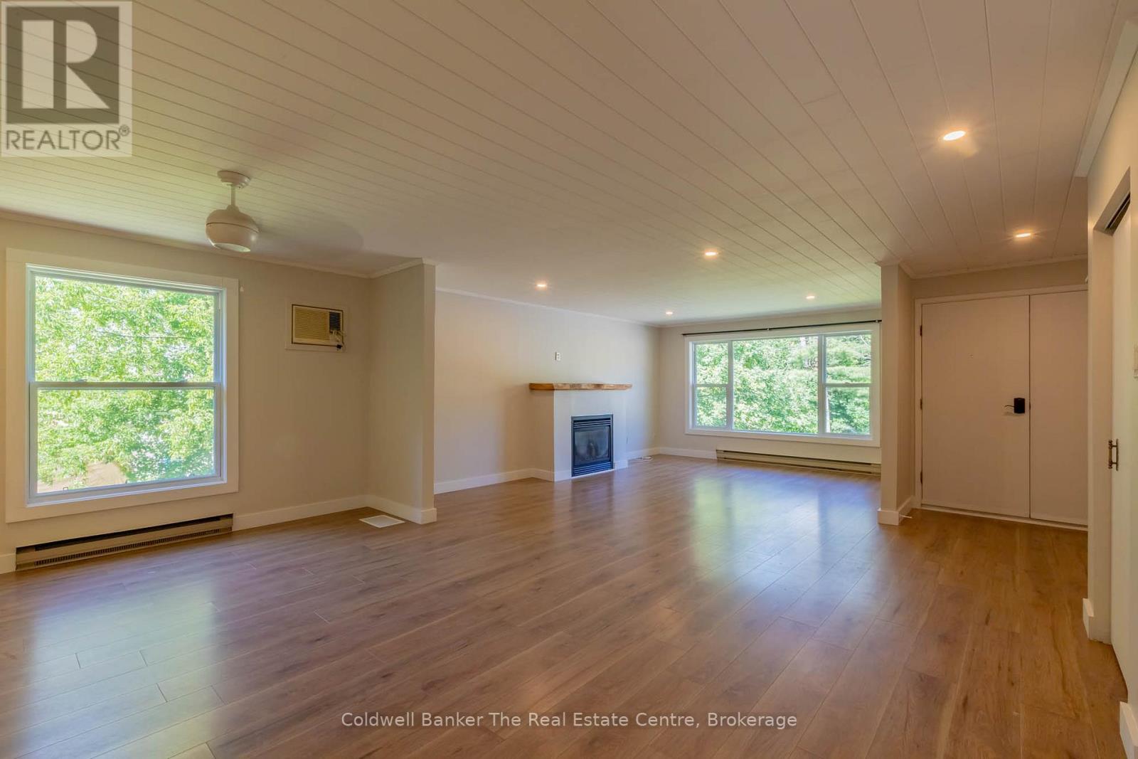5 Anthony Court, Huntsville, Ontario  P1H 1T2 - Photo 6 - X12386924
