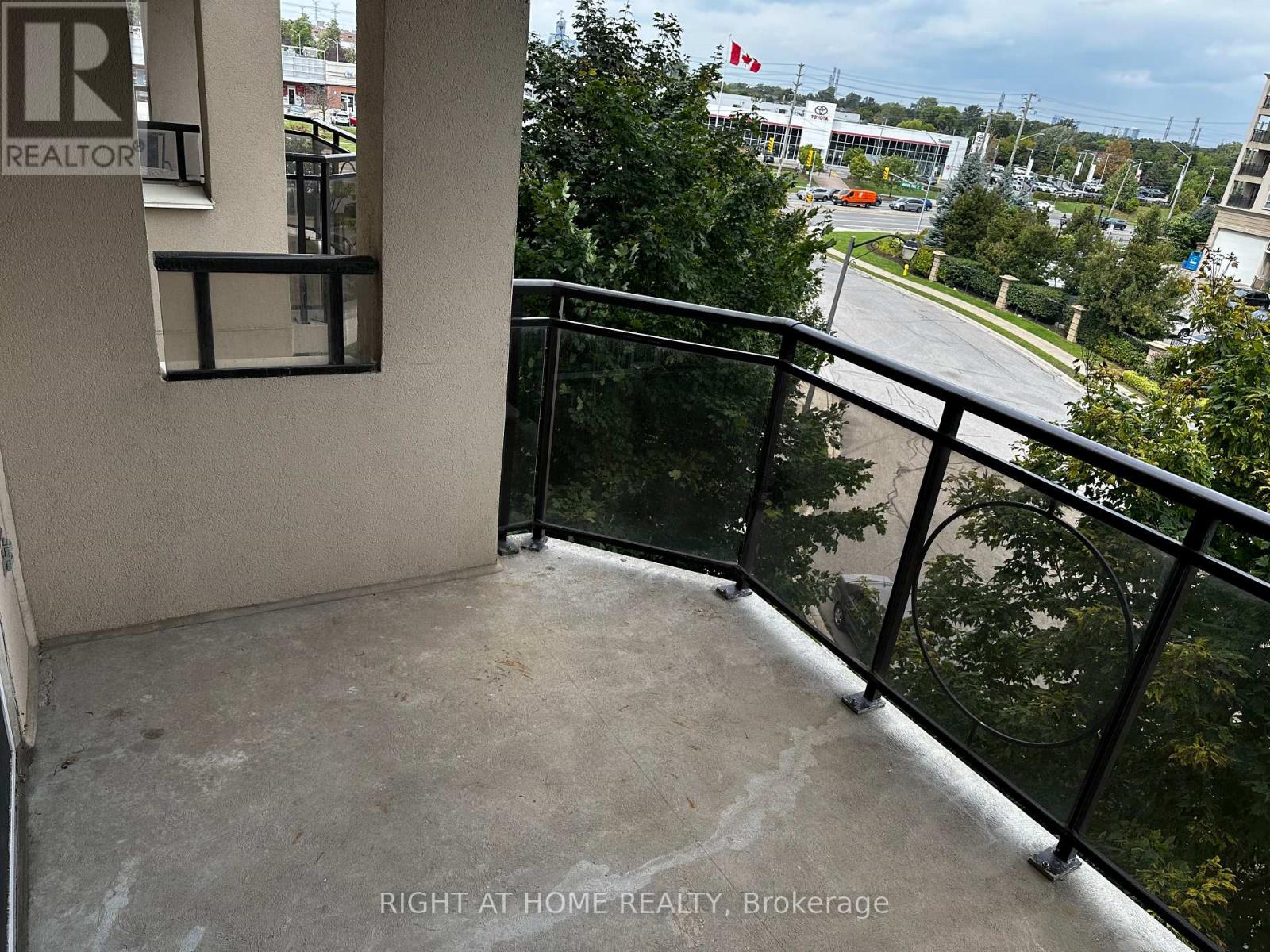 407 - 1 Maison Parc Court, Vaughan, Ontario  L4J 9K1 - Photo 16 - N12386883