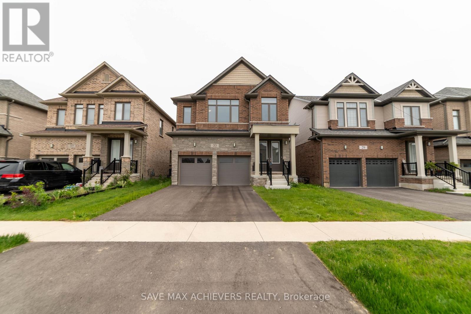 33 Rustic Oak Trail, North Dumfries, Ontario  N0B 1E0 - Photo 3 - X12381072