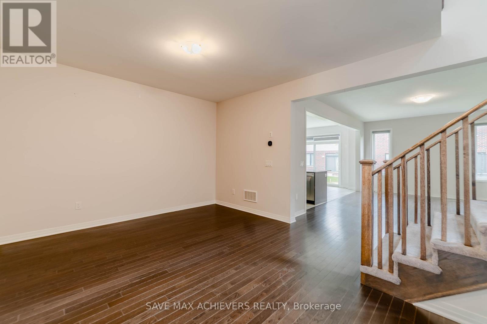 33 Rustic Oak Trail, North Dumfries, Ontario  N0B 1E0 - Photo 7 - X12381072