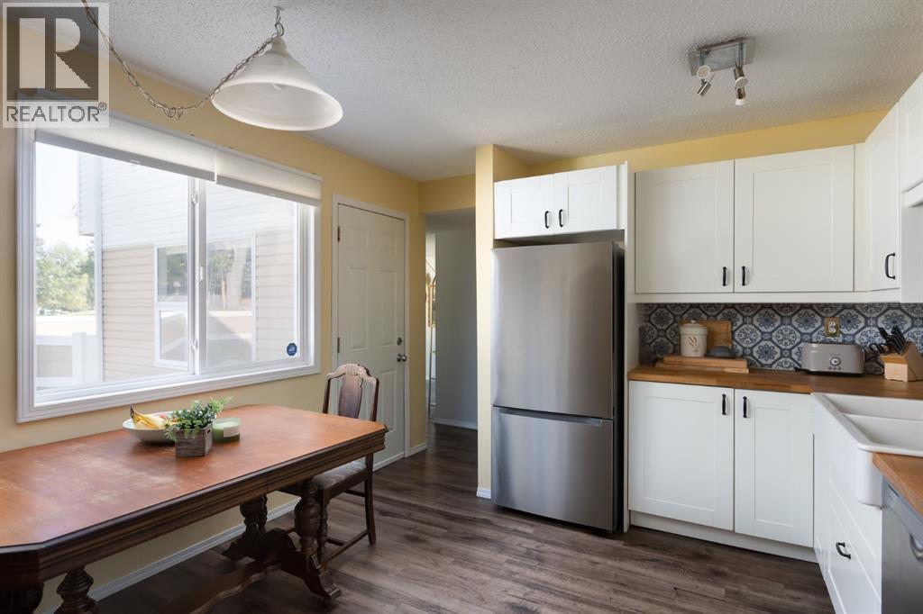Property at 155, 5103 35 Avenue SW image 3