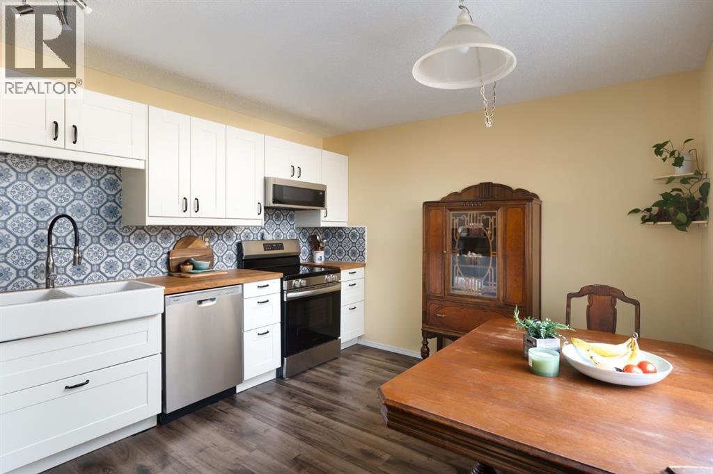 Property at 155, 5103 35 Avenue SW image 4