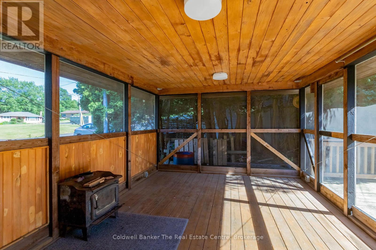 5 Anthony Court, Huntsville, Ontario  P1H 1T2 - Photo 38 - X12386924