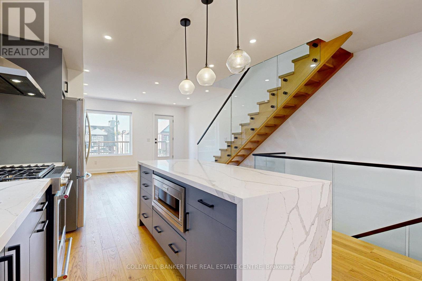 351 Clinton Street, Toronto (Palmerston-Little Italy), Ontario  M6G 2Y7 - Photo 16 - C12386911