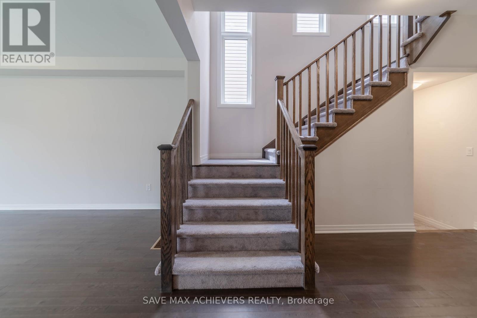 33 Rustic Oak Trail, North Dumfries, Ontario  N0B 1E0 - Photo 17 - X12381072