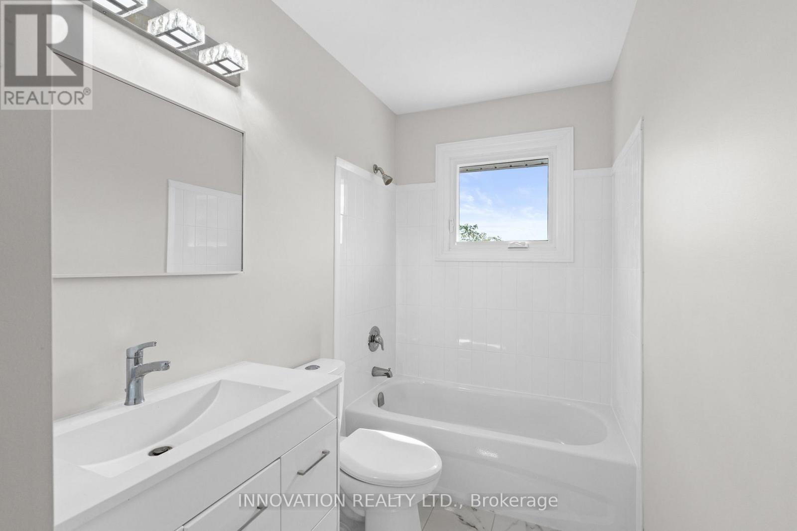 1945 Sixth Line Road, Ottawa, Ontario  K0A 1T0 - Photo 23 - X12368107