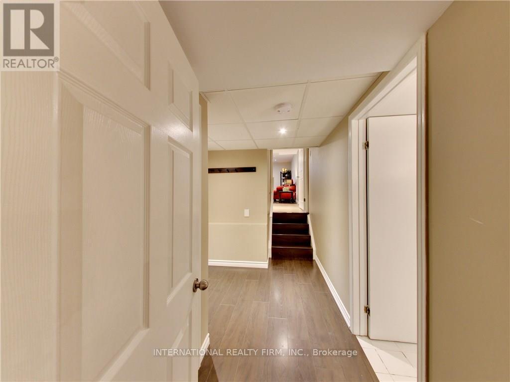 Basement - 5 Regis Court, Hamilton, Ontario  L8E 4M8 - Photo 11 - X12386907