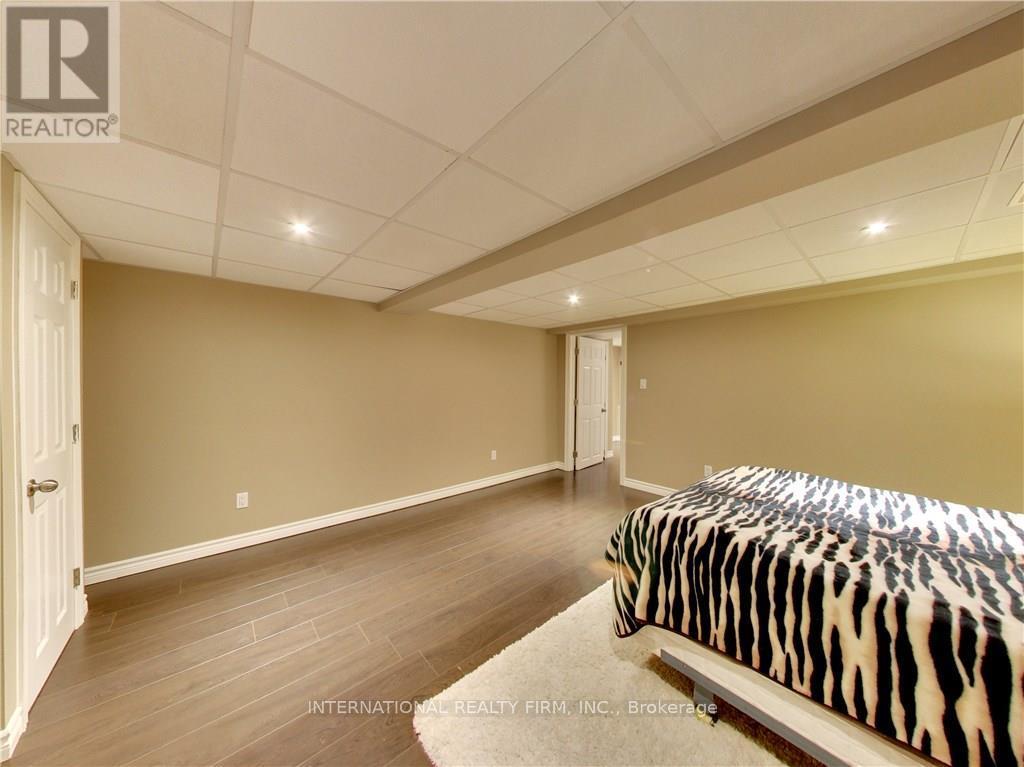 Basement - 5 Regis Court, Hamilton, Ontario  L8E 4M8 - Photo 17 - X12386907