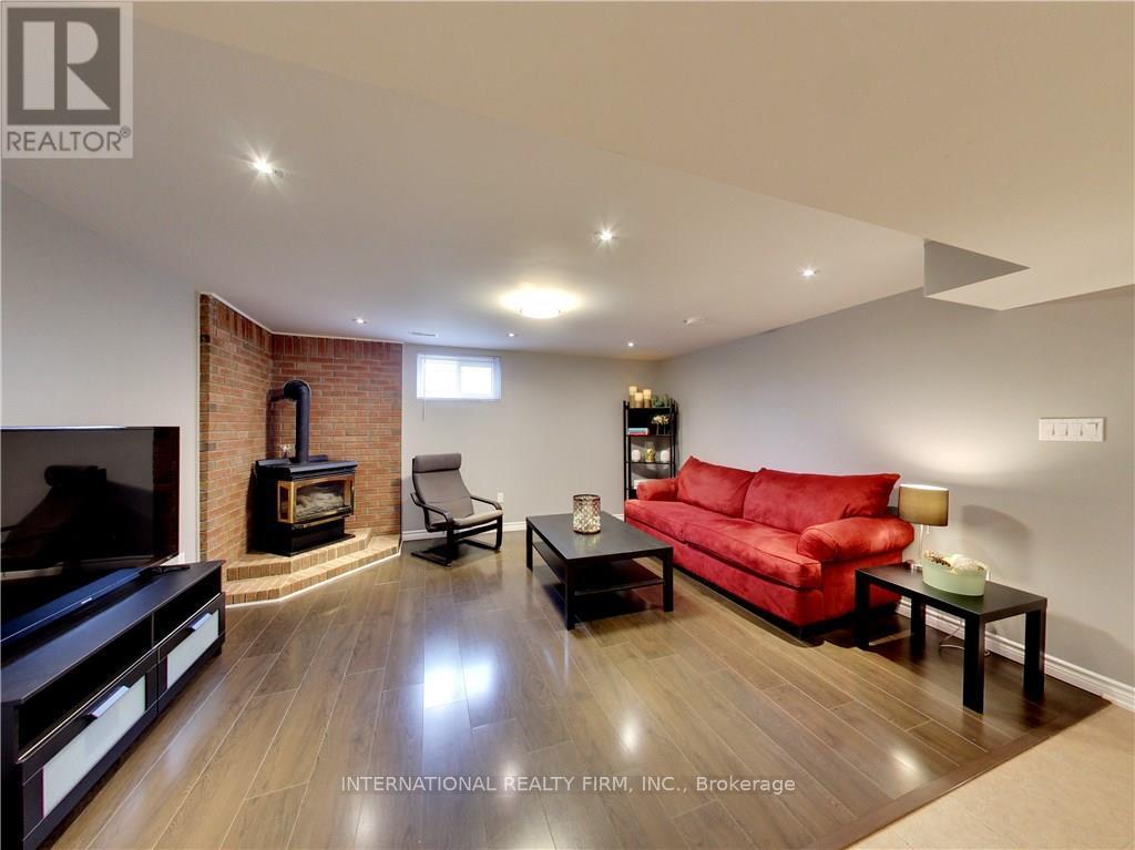 Basement - 5 Regis Court, Hamilton, Ontario  L8E 4M8 - Photo 6 - X12386907
