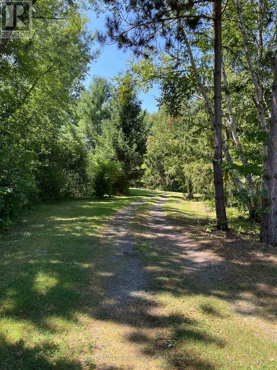 2620 Marchurst Road, Ottawa, Ontario  K0A 1T0 - Photo 4 - X12386942