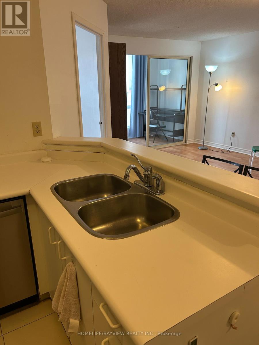1210 - 25 Grenville Street, Toronto, Ontario  M4Y 2X5 - Photo 15 - C12374354