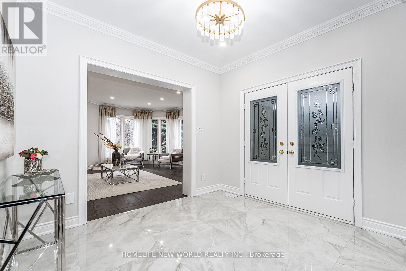 11 Fortune Crescent, Richmond Hill, Ontario  L4S 1S5 - Photo 6 - N12386930