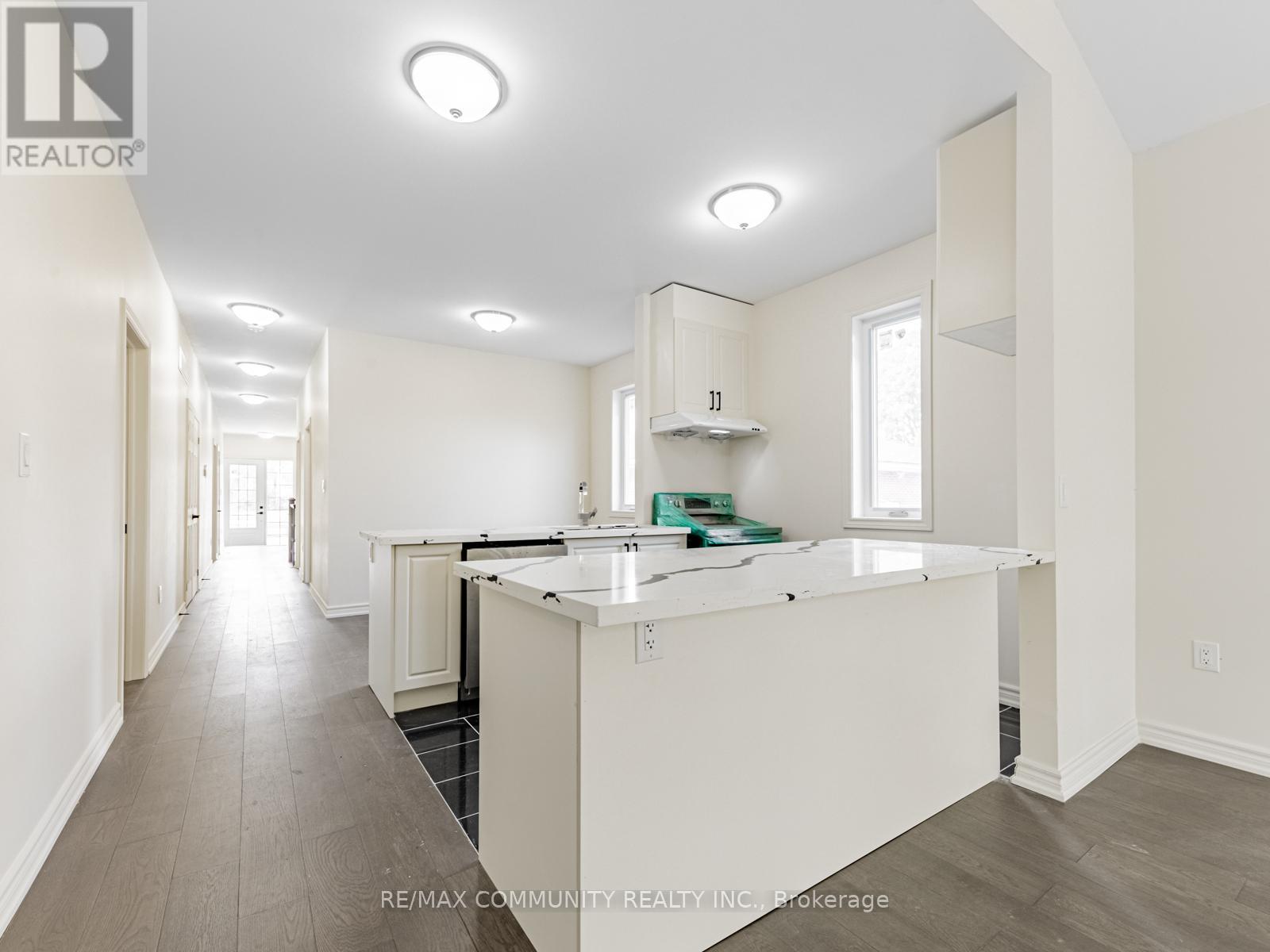 506 Simcoe Street, Brock, Ontario  L0K 1A0 - Photo 14 - N12386933