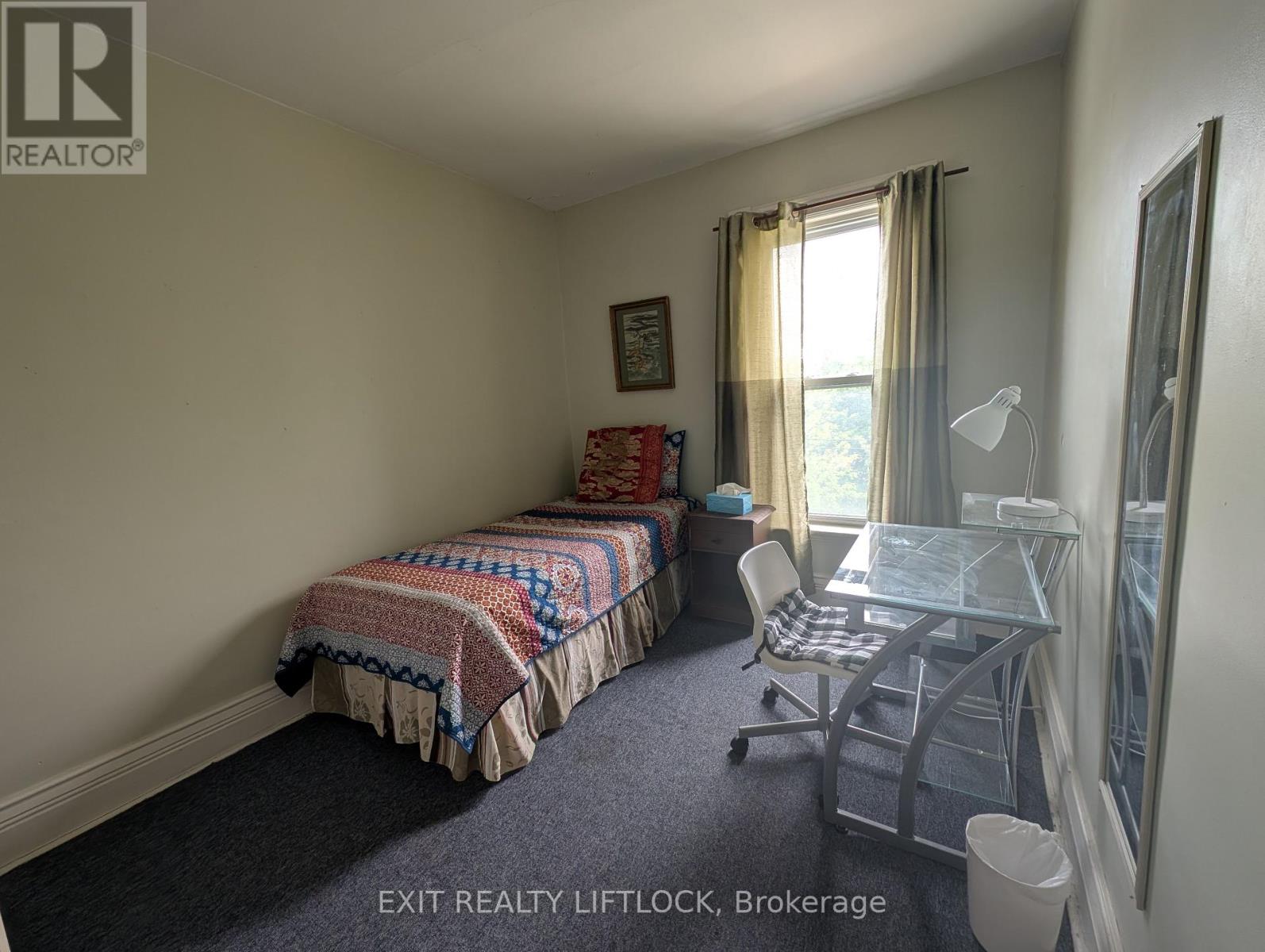 629 Aylmer Street N, Peterborough (Town Ward 3), Ontario  K9H 3X2 - Photo 8 - X12386959