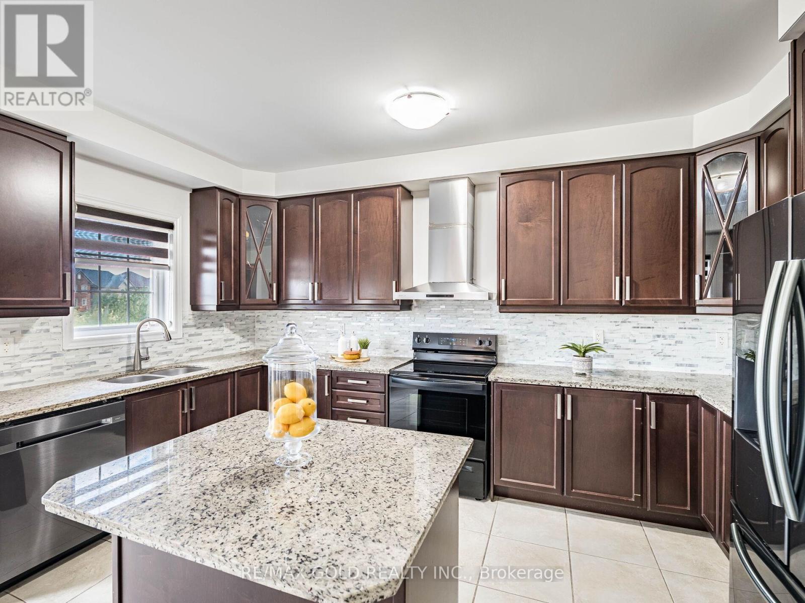 74 Bucksaw Street, Brampton (Northwest Brampton), Ontario  L7A 4R3 - Photo 15 - W12386932