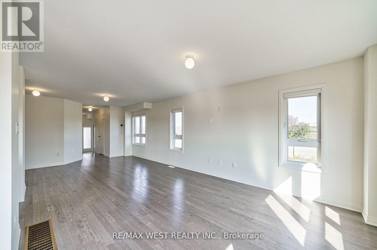100 Sailors Landing, Clarington, Ontario  L1C 3K5 - Photo 10 - E12386947