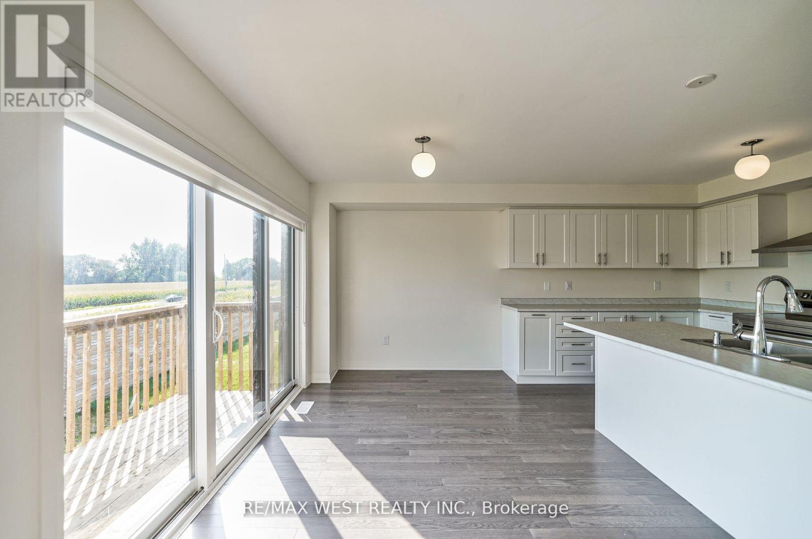 100 Sailors Landing, Clarington, Ontario  L1C 3K5 - Photo 12 - E12386947