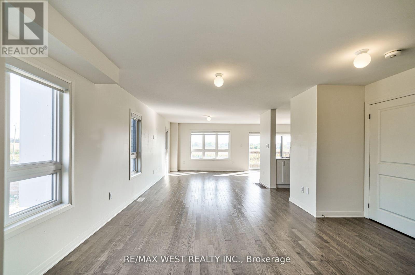 100 Sailors Landing, Clarington, Ontario  L1C 3K5 - Photo 3 - E12386947