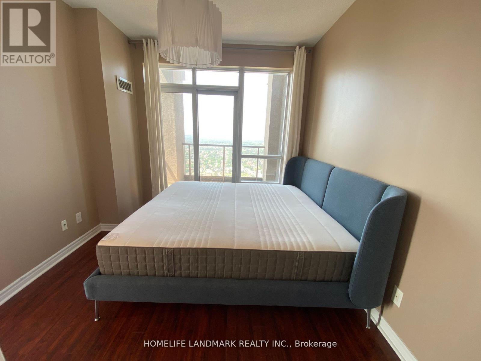 3702 - 388 Prince Of Wales Drive, Mississauga, Ontario  L5B 0A1 - Photo 13 - W12386954