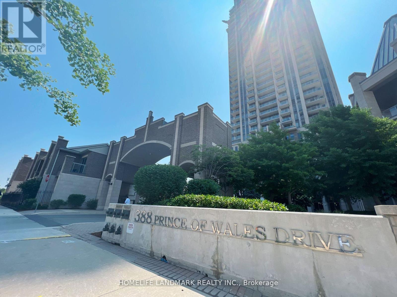3702 - 388 Prince Of Wales Drive, Mississauga, Ontario  L5B 0A1 - Photo 2 - W12386954