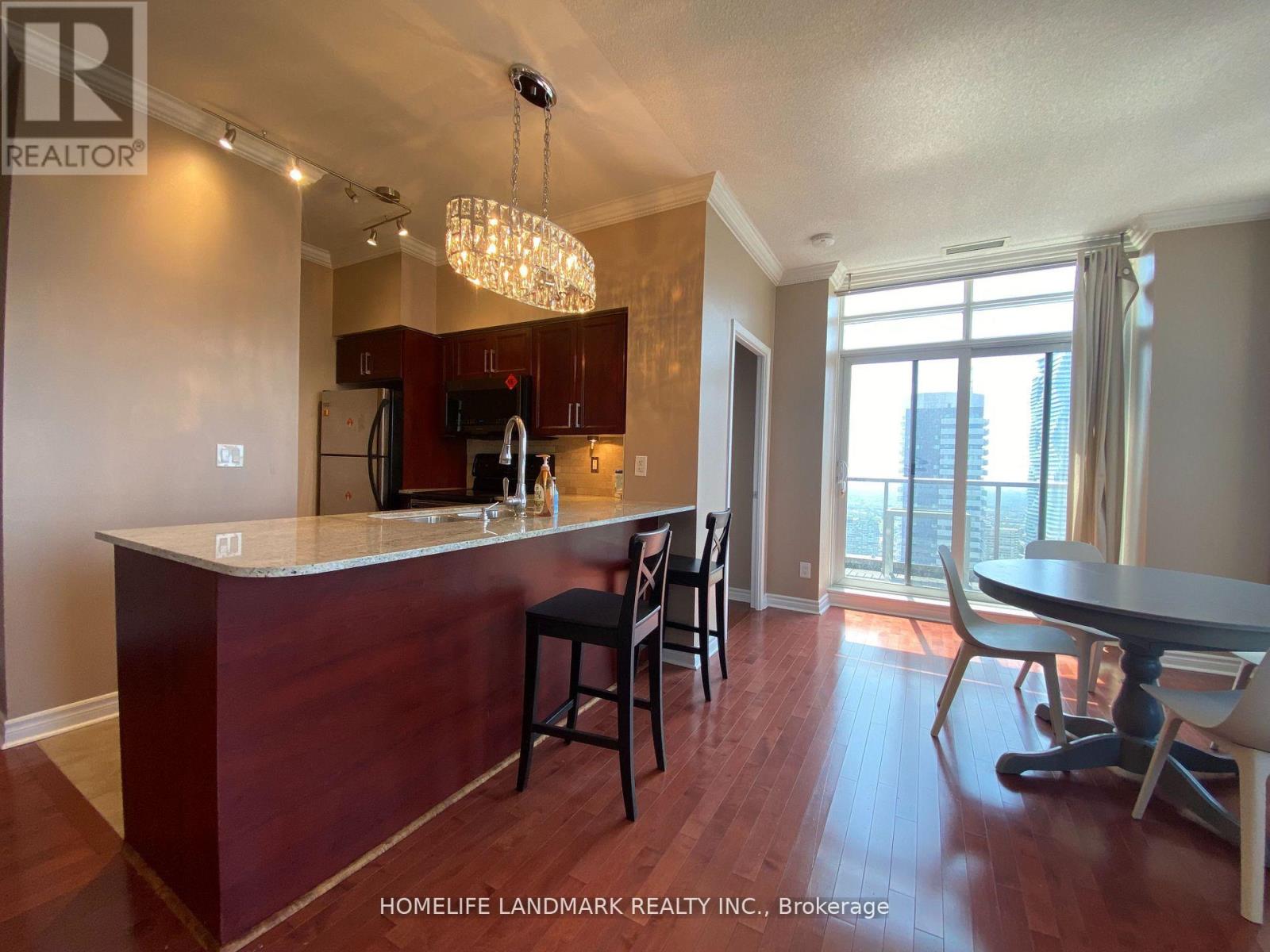 3702 - 388 Prince Of Wales Drive, Mississauga, Ontario  L5B 0A1 - Photo 7 - W12386954