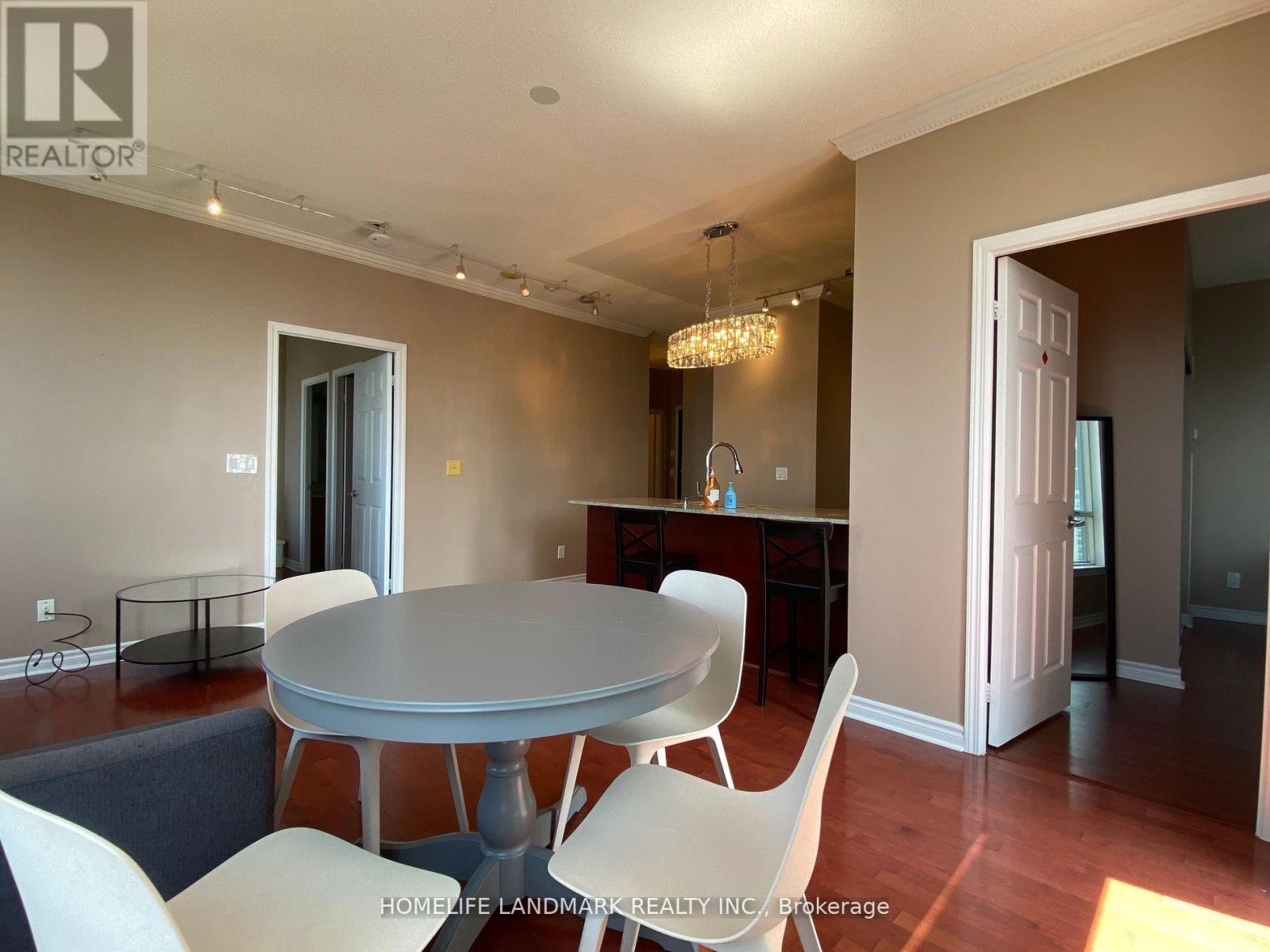 3702 - 388 Prince Of Wales Drive, Mississauga, Ontario  L5B 0A1 - Photo 8 - W12386954