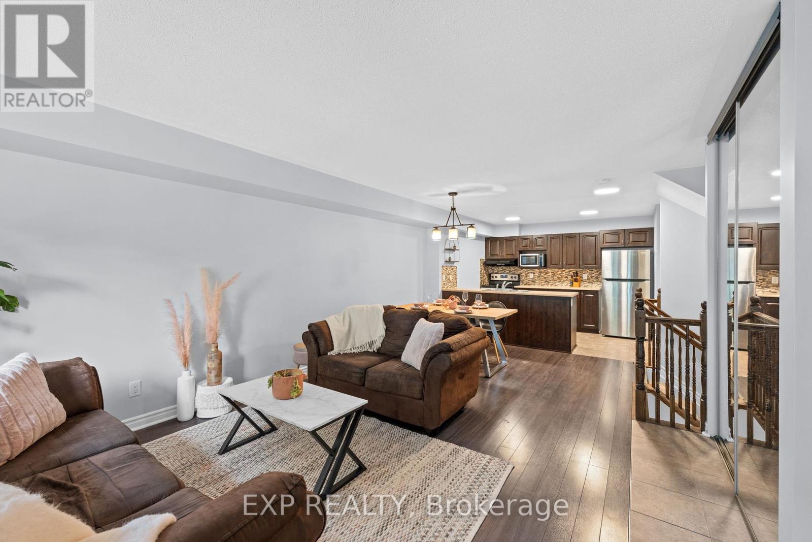 114-A Lindenshade Drive, Ottawa, Ontario  K2J 5R5 - Photo 12 - X12386977