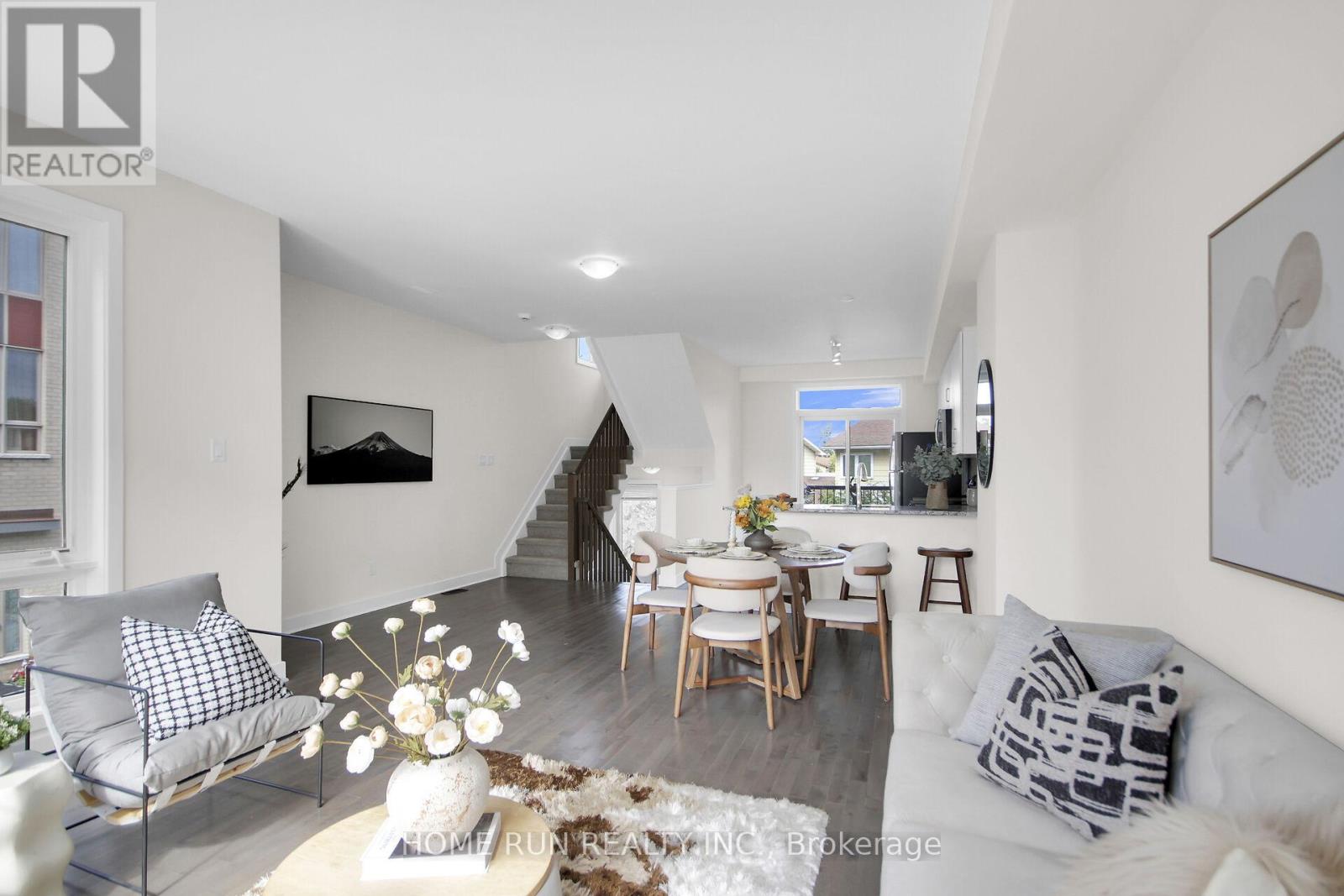 600 Terravita Private, Ottawa, Ontario  K1V 2R9 - Photo 6 - X12386996