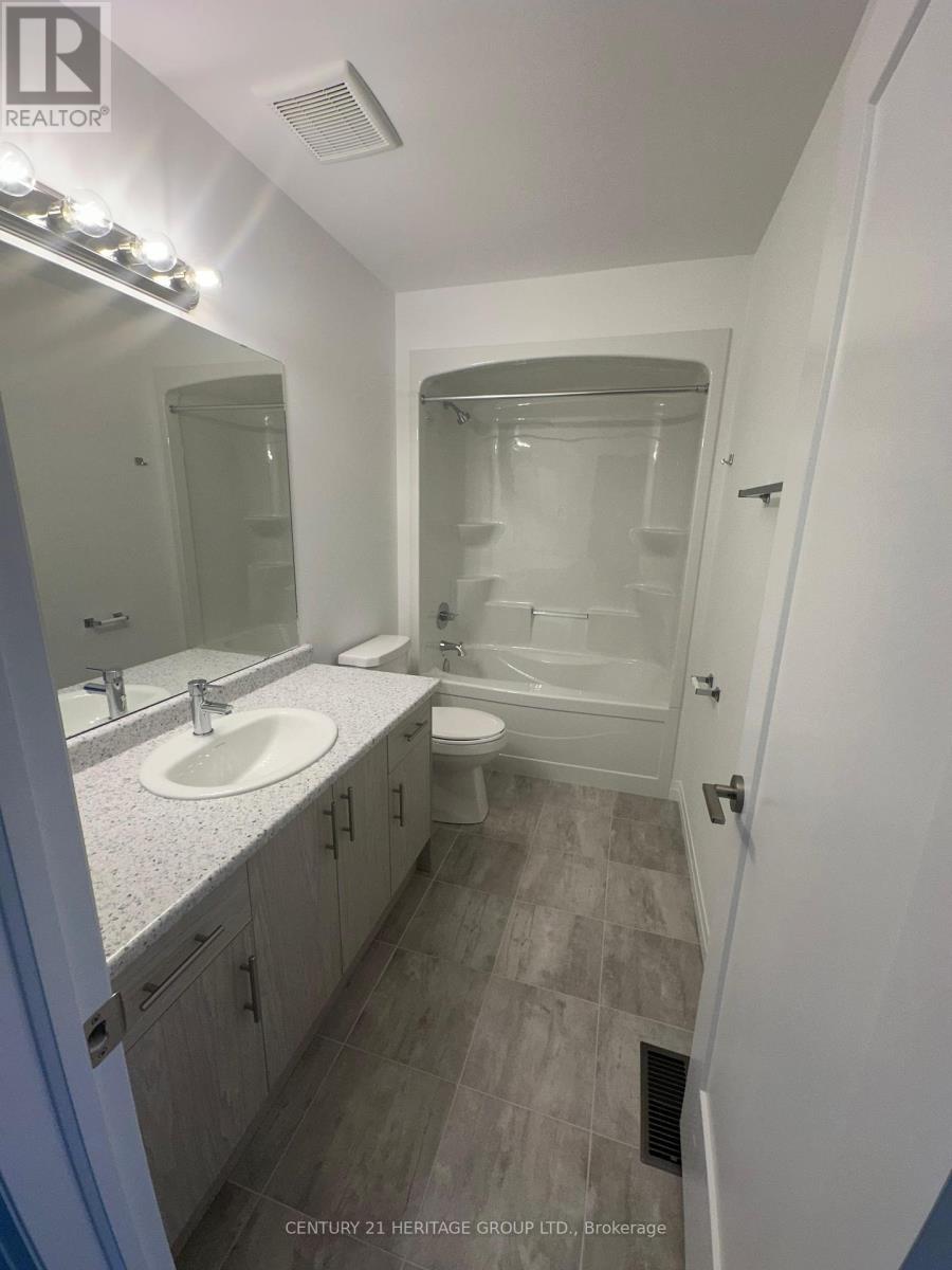 217 Cittadella Boulevard, Hamilton, Ontario  L0R 1P0 - Photo 7 - X12386965