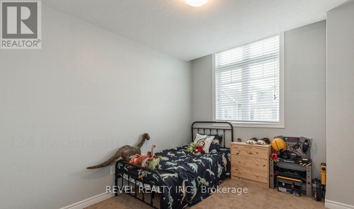 124 Parkinson Crescent, Orangeville, Ontario  L9W 6X3 - Photo 17 - W12381317