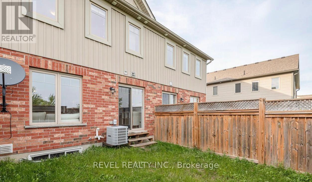 124 Parkinson Crescent, Orangeville, Ontario  L9W 6X3 - Photo 24 - W12381317