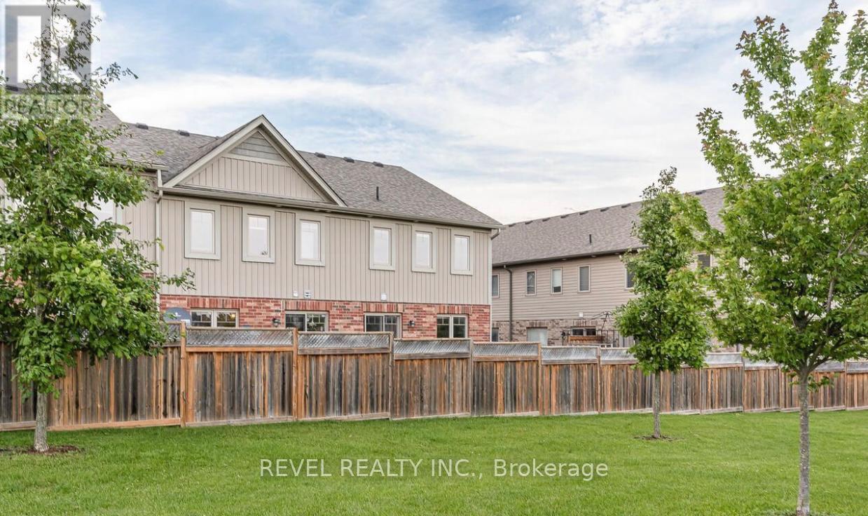 124 Parkinson Crescent, Orangeville, Ontario  L9W 6X3 - Photo 25 - W12381317