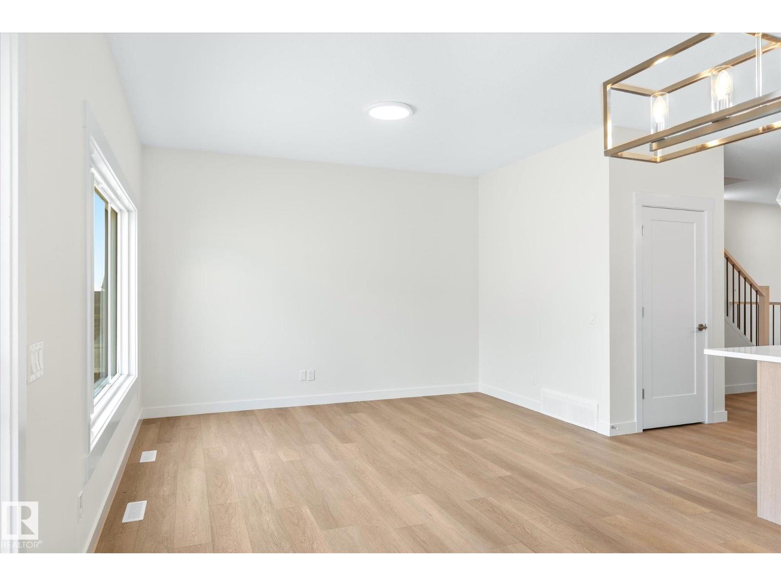 22372 89 Av Nw, Edmonton, Alberta  T5T 7X2 - Photo 5 - E4456625