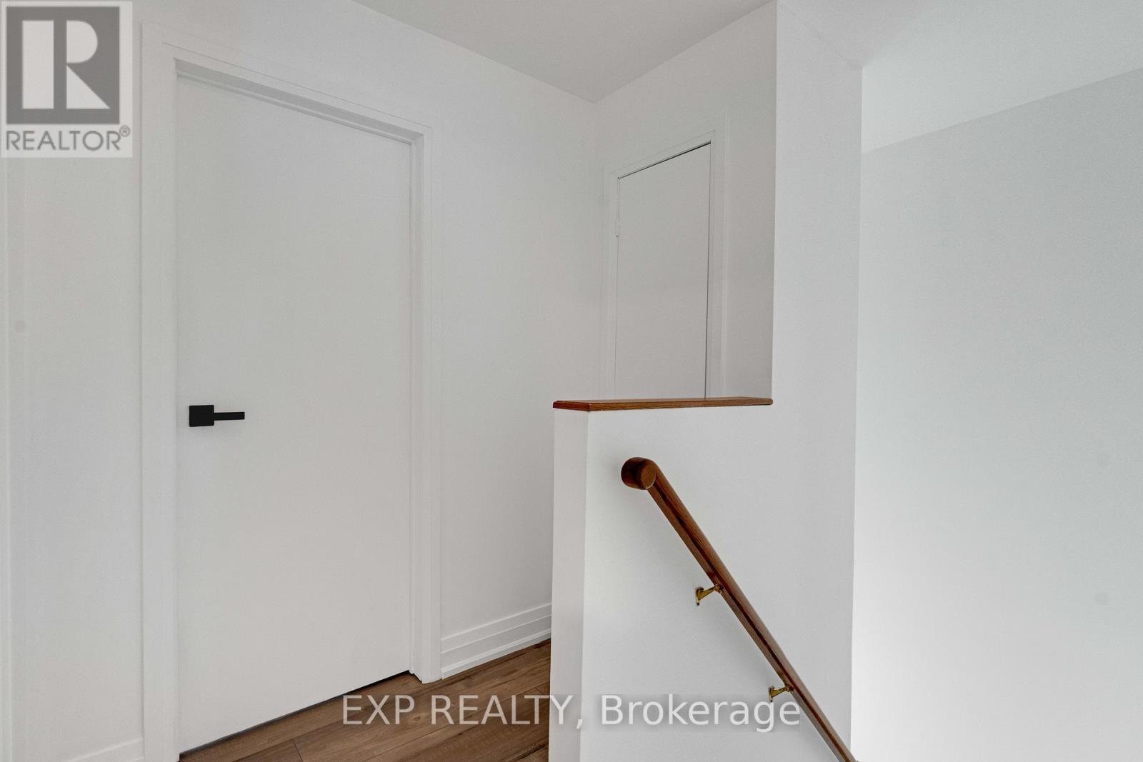1674 Princelea Place, Mississauga, Ontario  L5M 3P5 - Photo 13 - W12382528