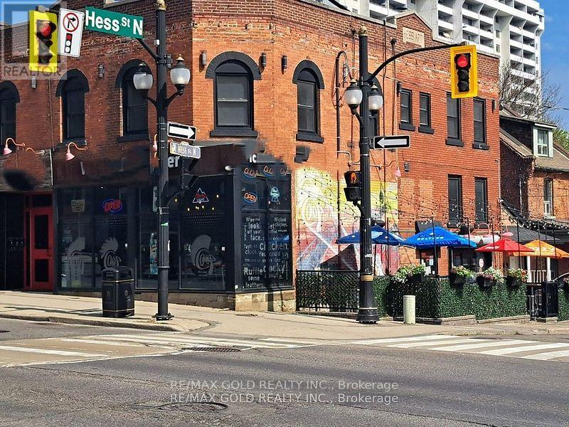 272 King Street W, Hamilton (Central), Ontario  L8P 1B1 - Photo 2 - X12386987