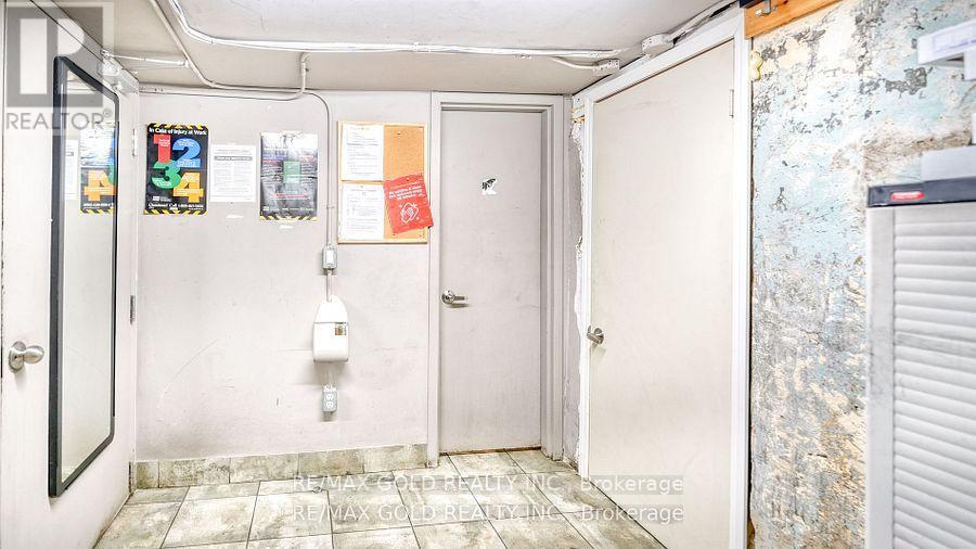 272 King Street W, Hamilton (Central), Ontario  L8P 1B1 - Photo 39 - X12386987