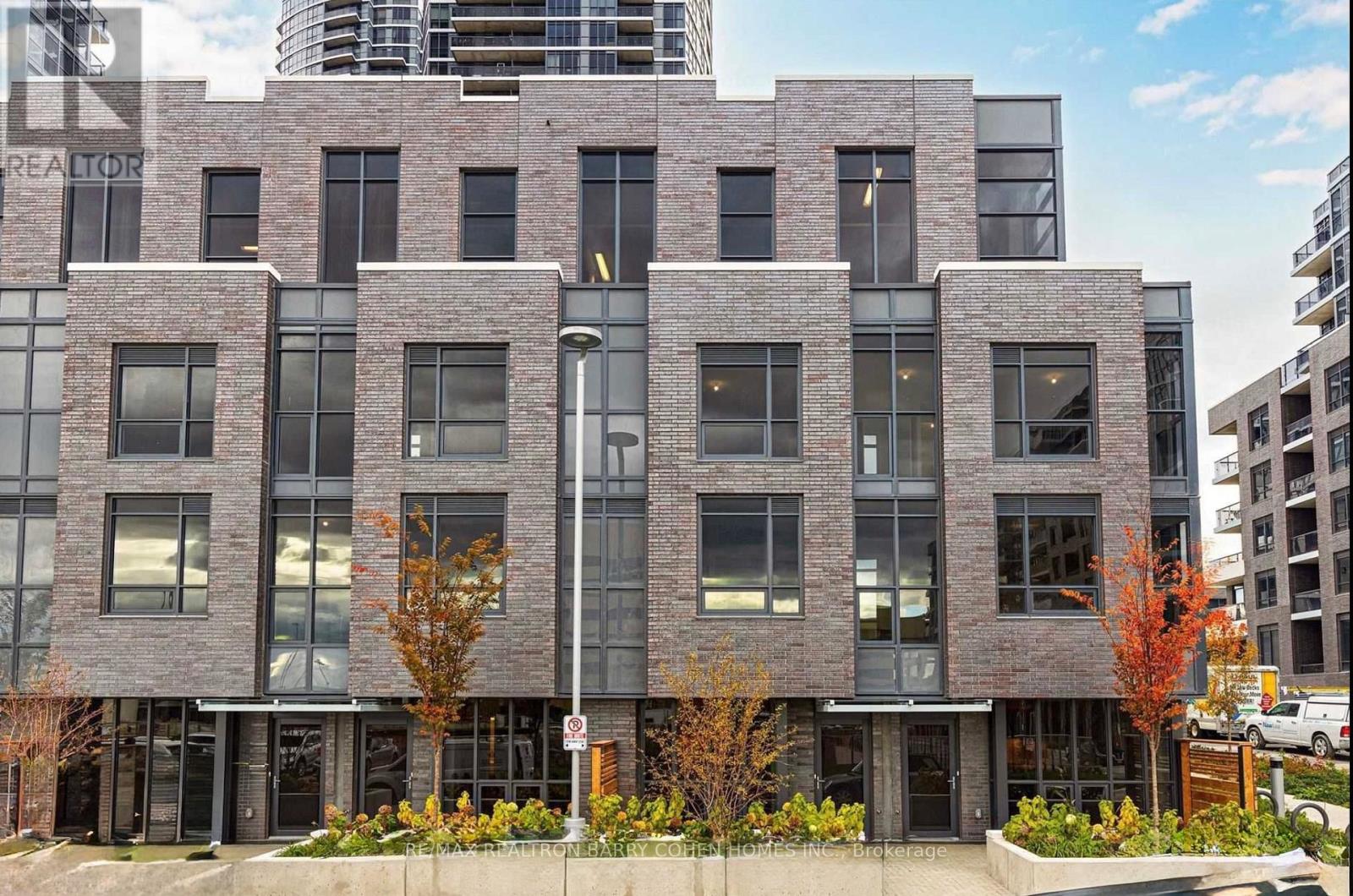 105 - 30 GIBBS ROAD, Toronto, Ontario