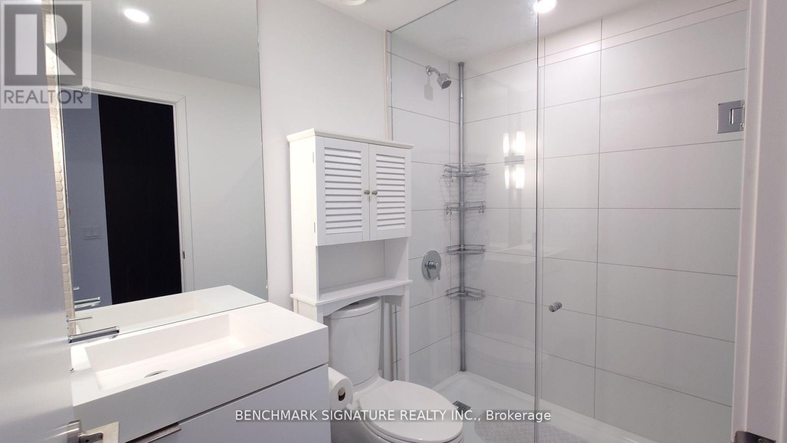2902 - 33 Helendale Avenue, Toronto, Ontario  M4R 0A4 - Photo 13 - C12386998