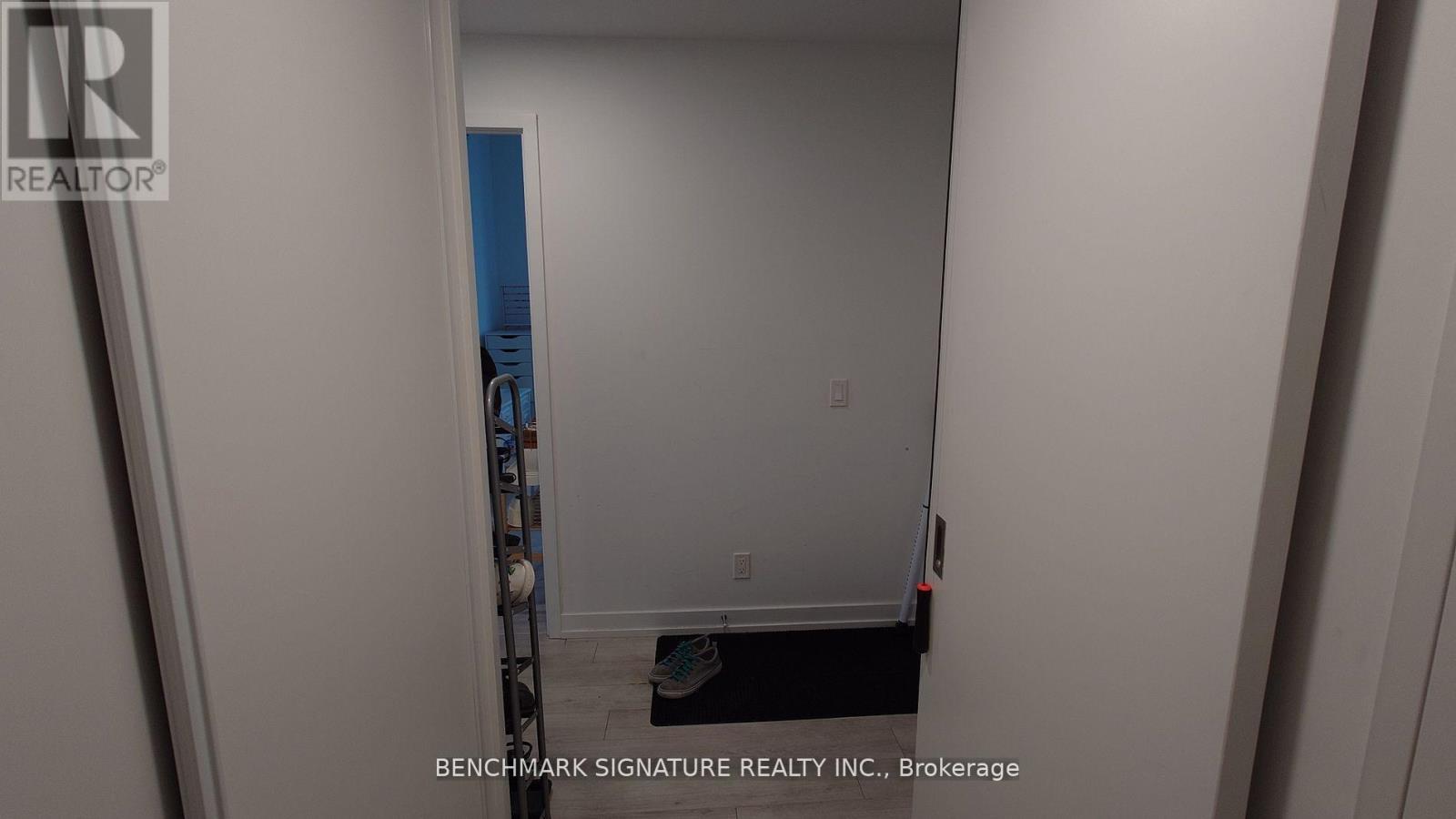 2902 - 33 Helendale Avenue, Toronto, Ontario  M4R 0A4 - Photo 16 - C12386998