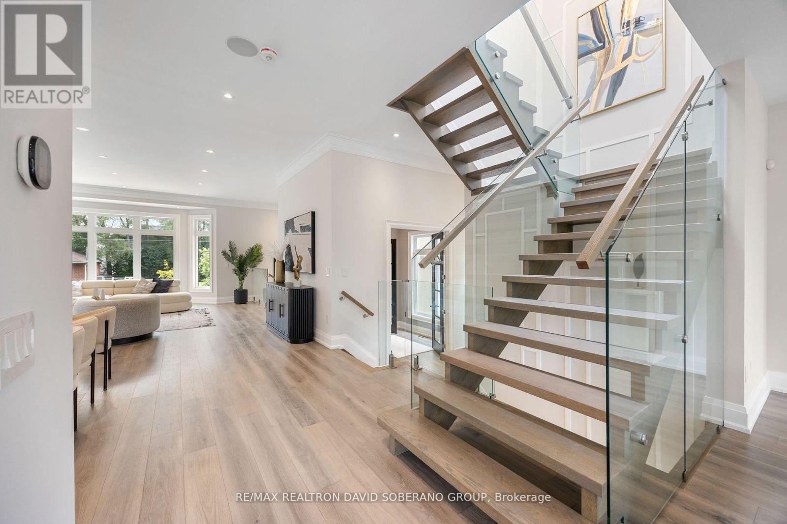 106 Allingham Gardens, Toronto, Ontario  M3H 1Y2 - Photo 21 - C12387008