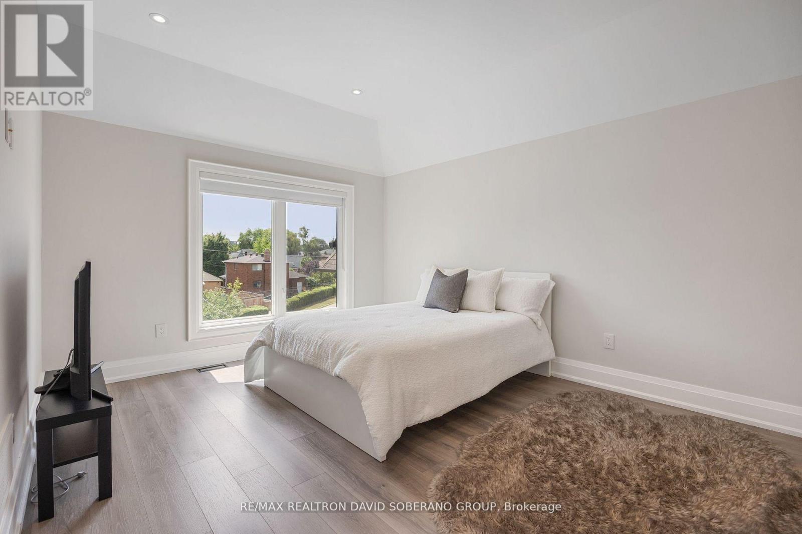 106 Allingham Gardens, Toronto, Ontario  M3H 1Y2 - Photo 30 - C12387008