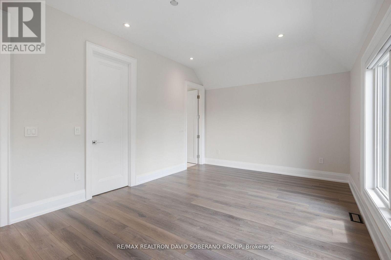 106 Allingham Gardens, Toronto, Ontario  M3H 1Y2 - Photo 32 - C12387008