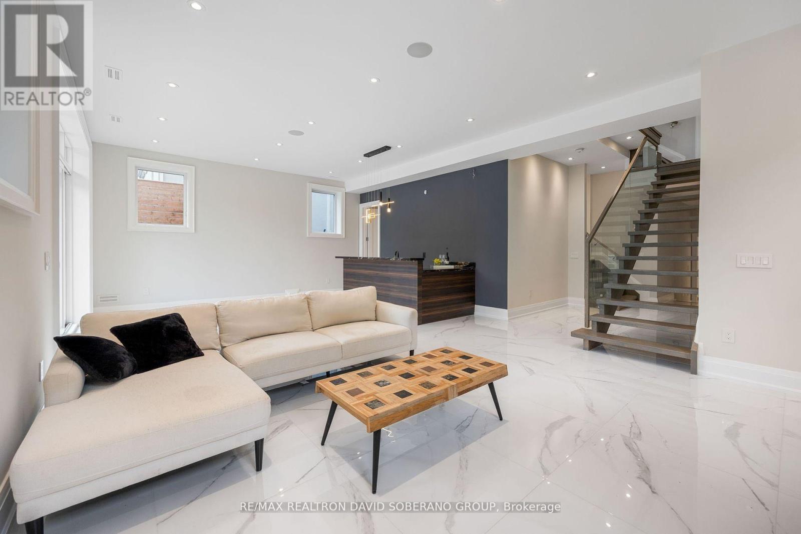 106 Allingham Gardens, Toronto, Ontario  M3H 1Y2 - Photo 37 - C12387008