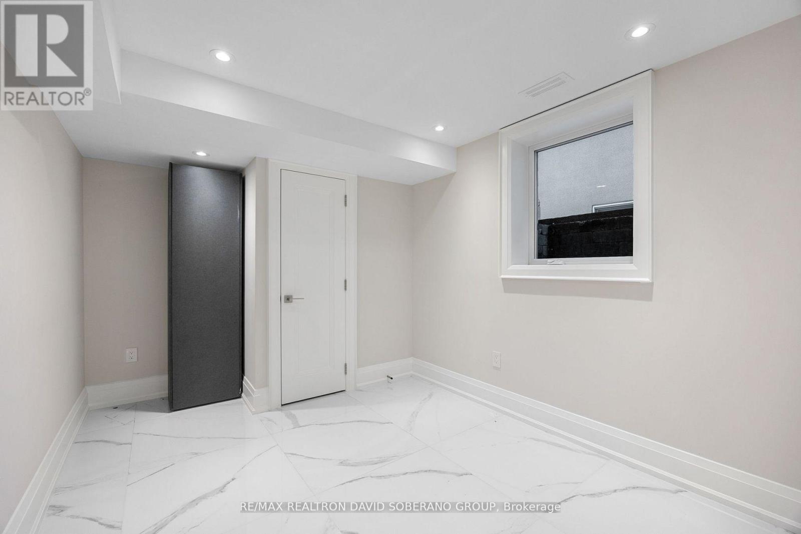106 Allingham Gardens, Toronto, Ontario  M3H 1Y2 - Photo 40 - C12387008