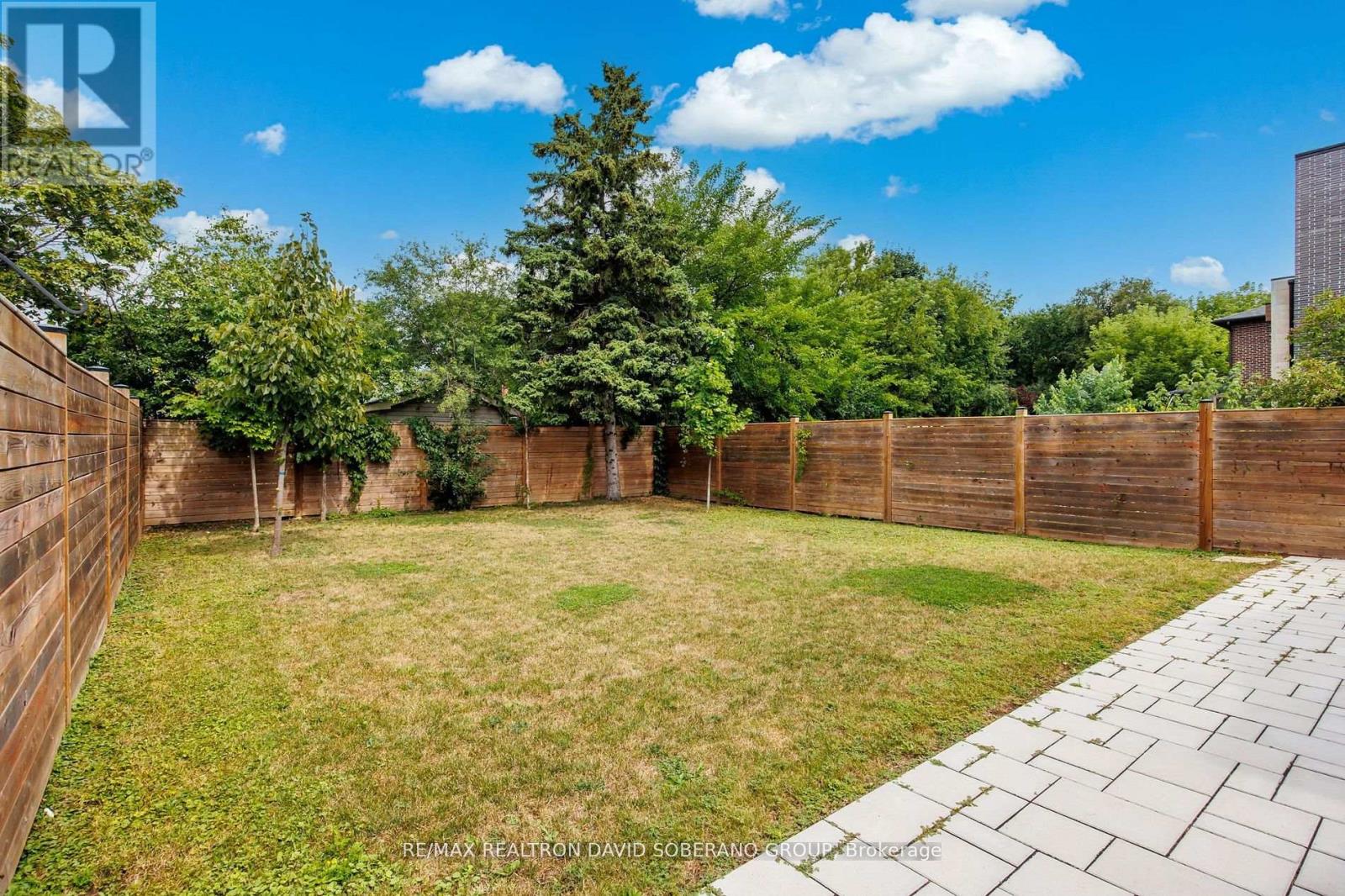 106 Allingham Gardens, Toronto, Ontario  M3H 1Y2 - Photo 44 - C12387008