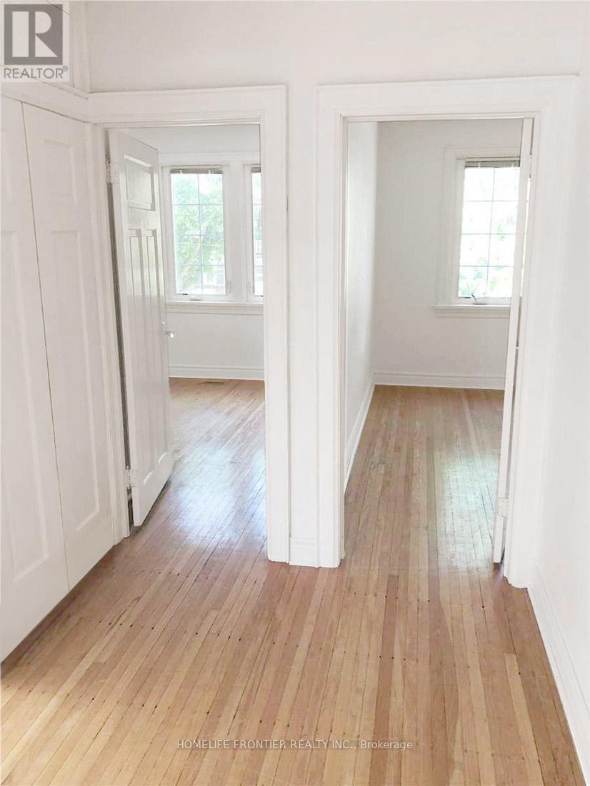 2 - 253 Keewatin Avenue, Toronto, Ontario  M4P 2A4 - Photo 4 - C12387013