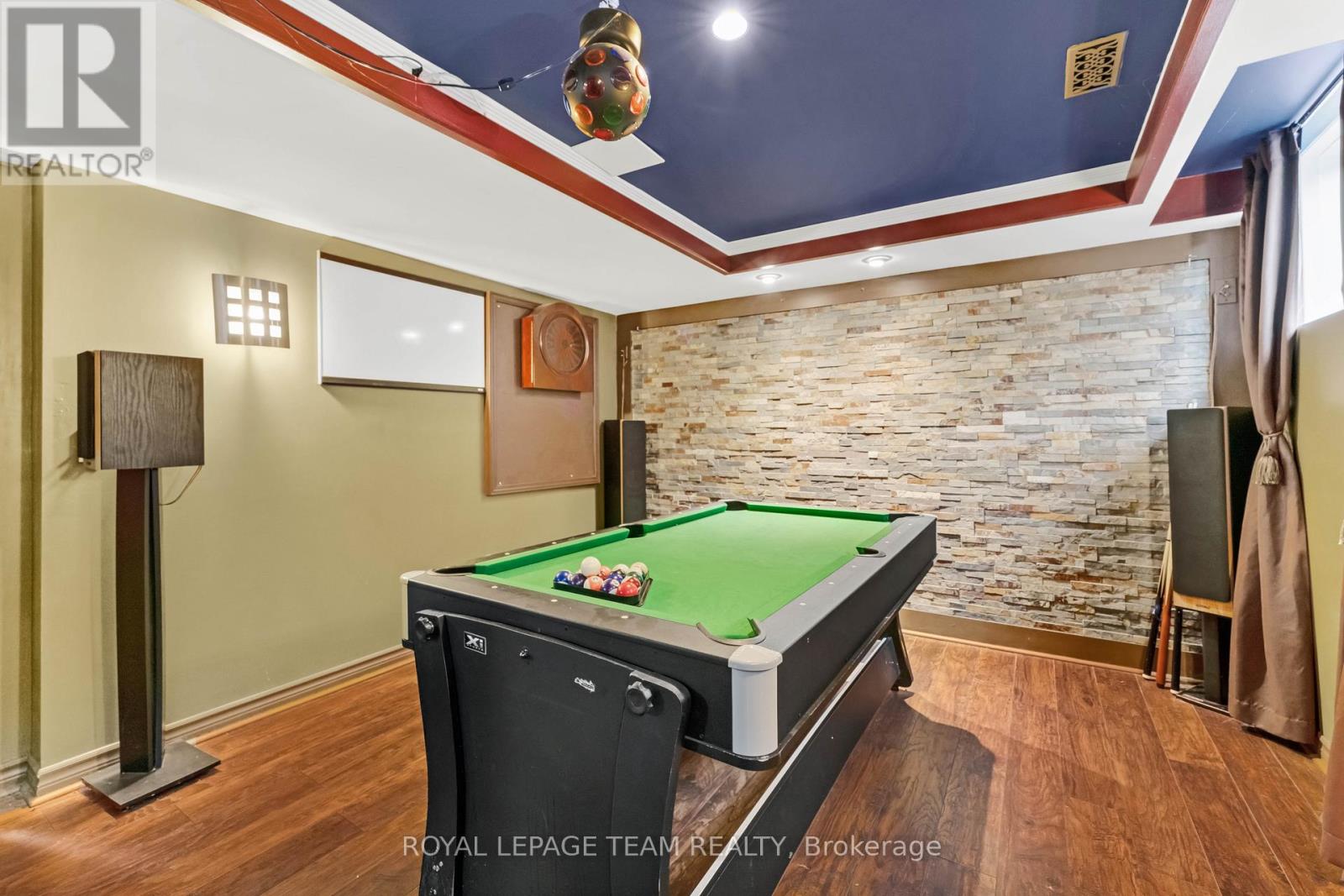 18 Oakham Ridge, Ottawa, Ontario  K2K 3B3 - Photo 36 - X12361765